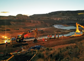 MOVIMIENTO DE TIERRAS Y CONSTRUCCIÓN
